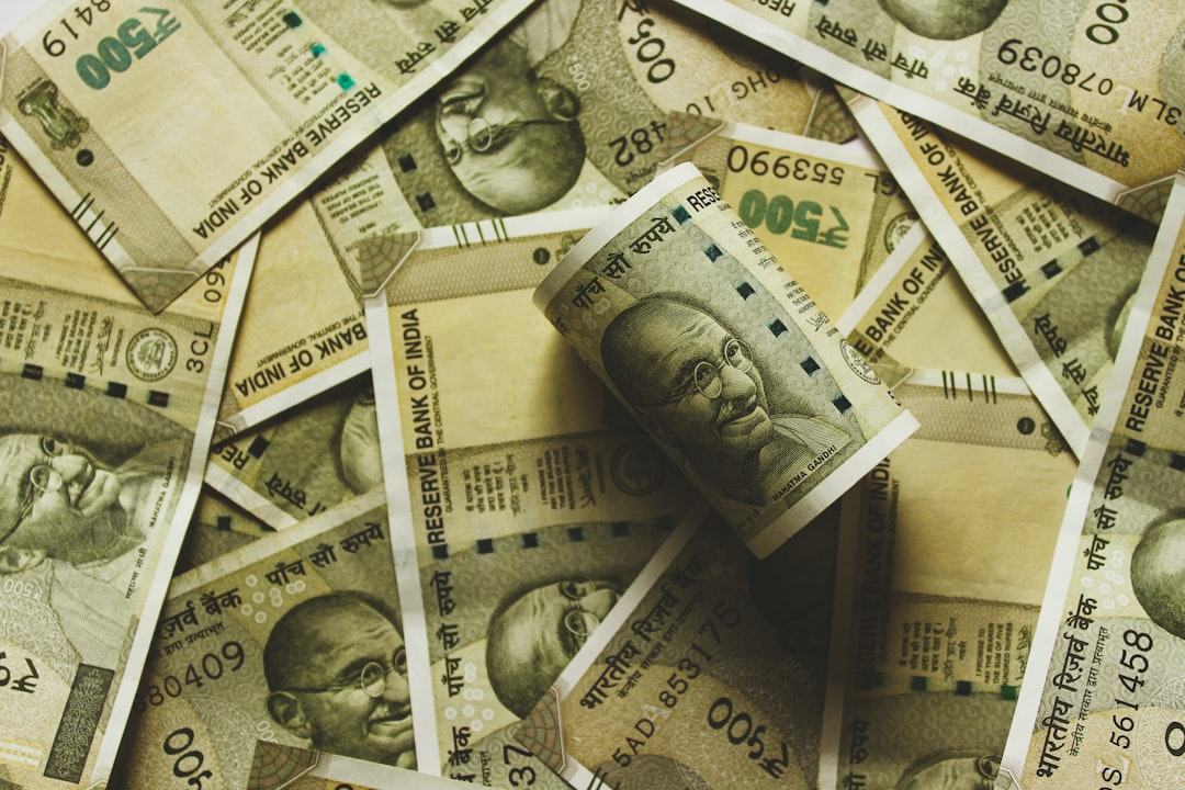 US Inflation का झटका: Nifty पर क्या होगा असर? Fed की सख्ती से बाजार में गिरावट तय?