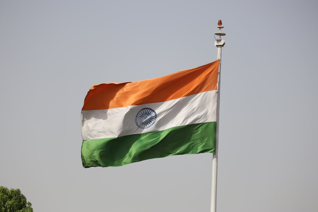 US Inflation ने फिर मारी पलटी: क्या Fed की आंधी Indian Market को उड़ाएगी?