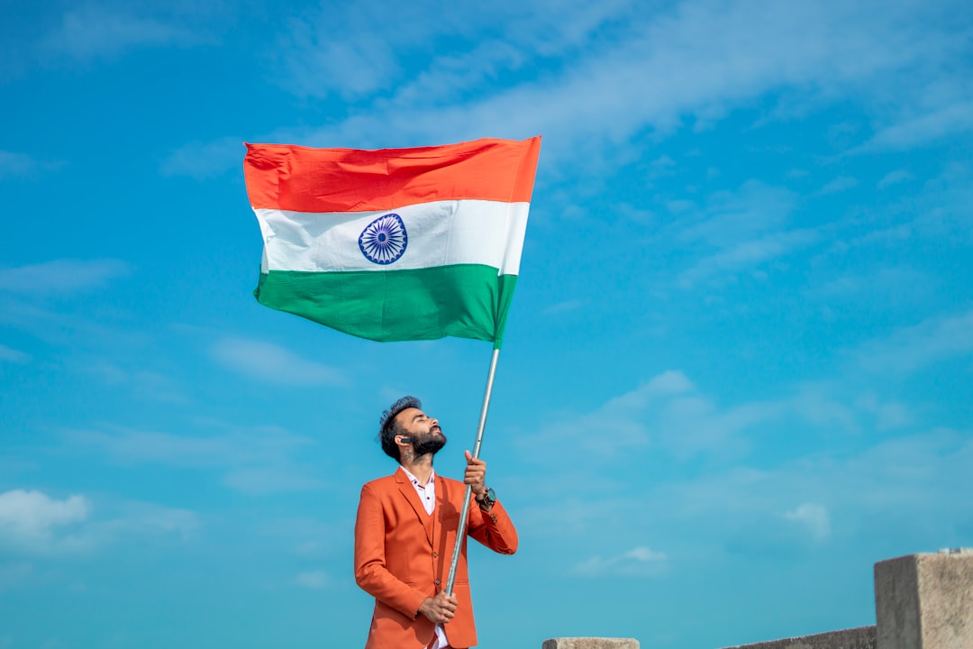 US Fed की 'कठोर' नीति: क्या India Market को लगेगी चोट?