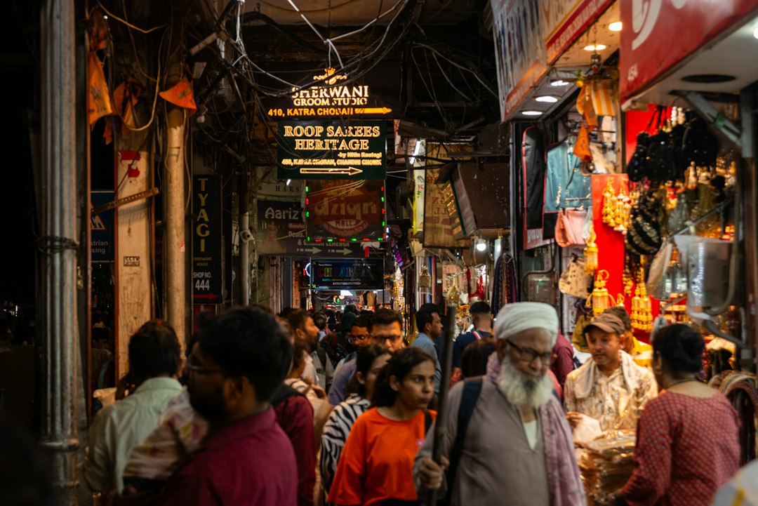 US Inflation का 'जला' हुआ डेटा: क्या सोमवार को भारतीय बाजार में होगी बड़ी गिरावट?